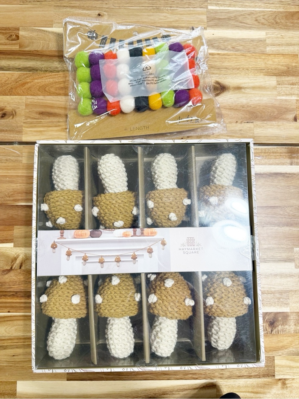 TJ Maxx Marshalls Homegoods Fall Holiday Mushroom Crochet & Felt Balls Set NEW